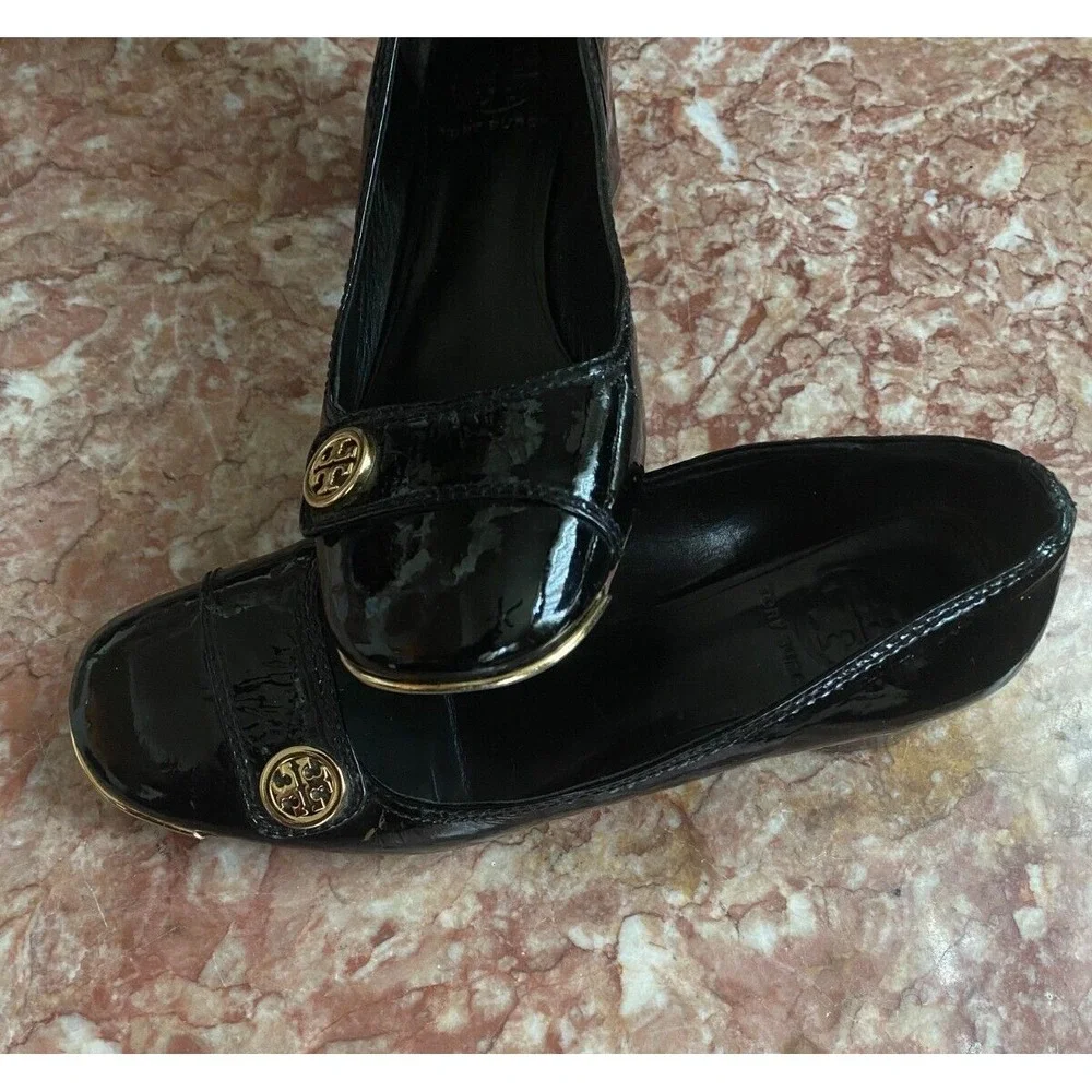 Tory Burch Marion Leather Black Patent Leather Gold Trim‎ Pumps Size 8 EUC, $248